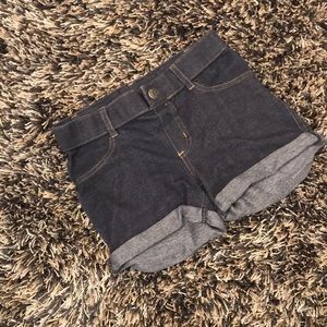 Girl’s shorts size 6